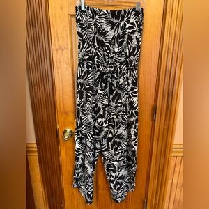 Blue Island Black White Leaf Print Sleeveless Jumpsuit Rayon Tie Wide-Leg Size S